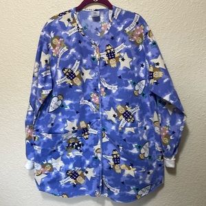 Medline Women's Blue Angle Print Scrub Jacket. Very Good Condition. Size M.